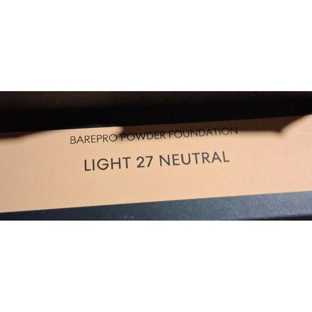 bareMinerals BAREPRO 24 HR Wear Skin-Perfecting Powder Foundation light27 neutra